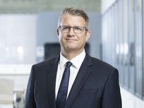 Dr. Uwe Knotzer wird Nachfolger von Professor Manfred Grundke in der Gruppengeschäftsführung