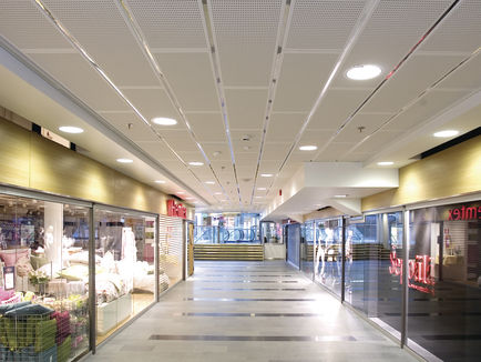 Kauppakeskus Akseli Shoppingcenter, Mikkeli (Finnland)